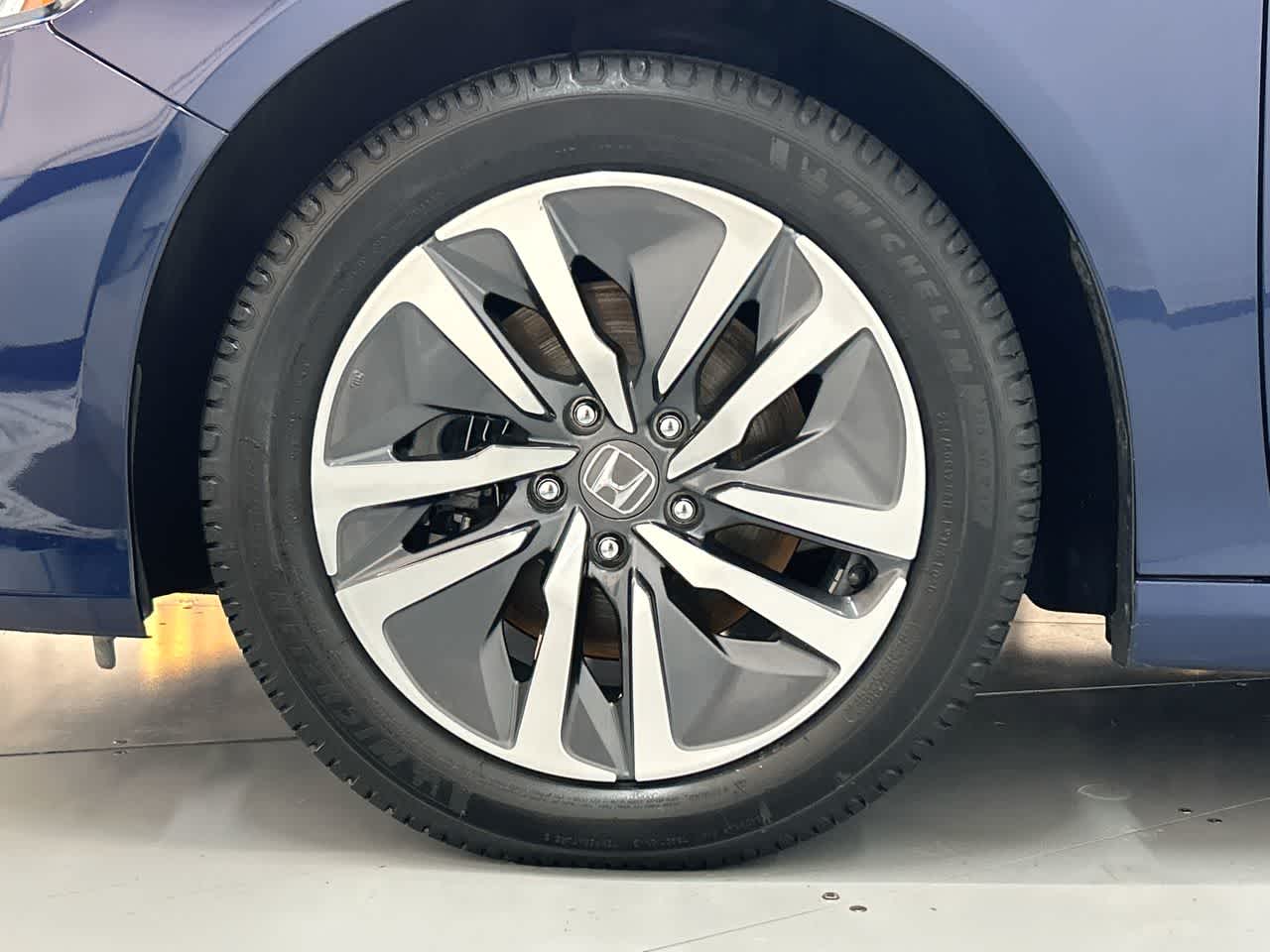 2020 Honda Accord Hybrid EX-L photo 10