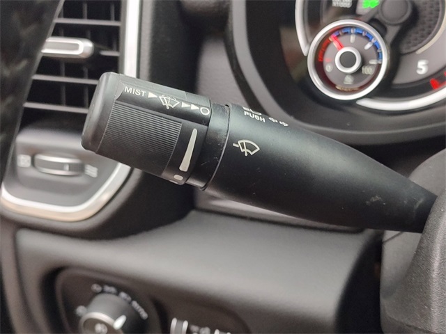 2019 Ram 2500 Laramie photo 18