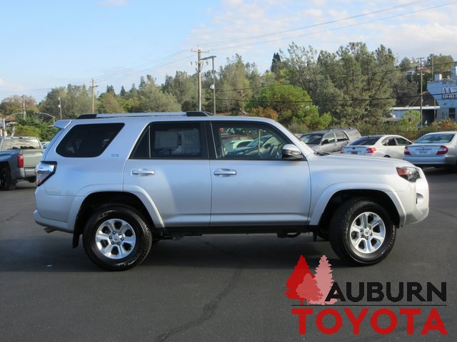 2024 Toyota 4Runner SR5 photo 2