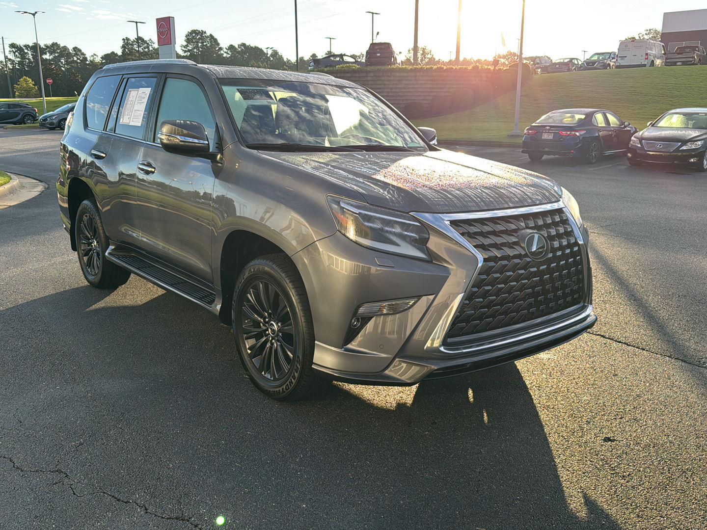2023 Lexus GX 460 Premium photo 4