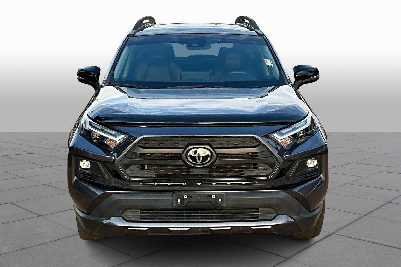 2022 Toyota RAV4 TRD Off-Road photo 3