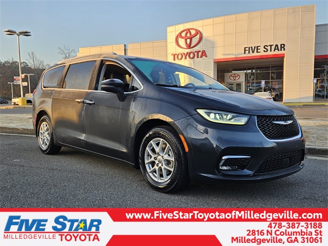 2021 Chrysler Pacifica Touring L's photo