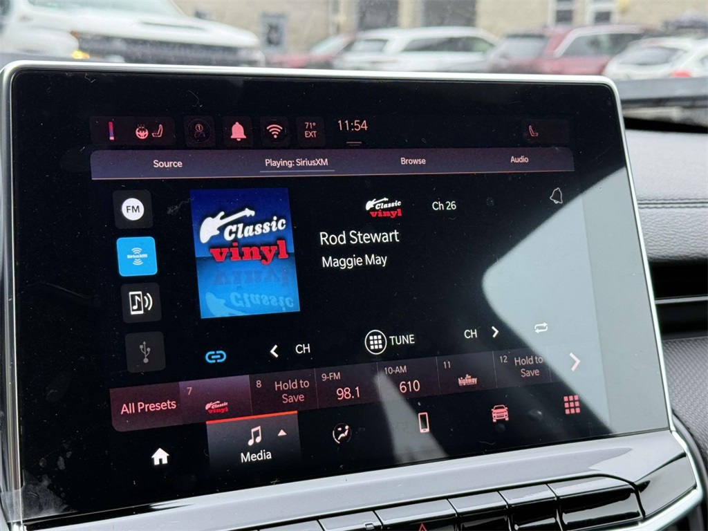 2025 Jeep Compass Latitude photo 2