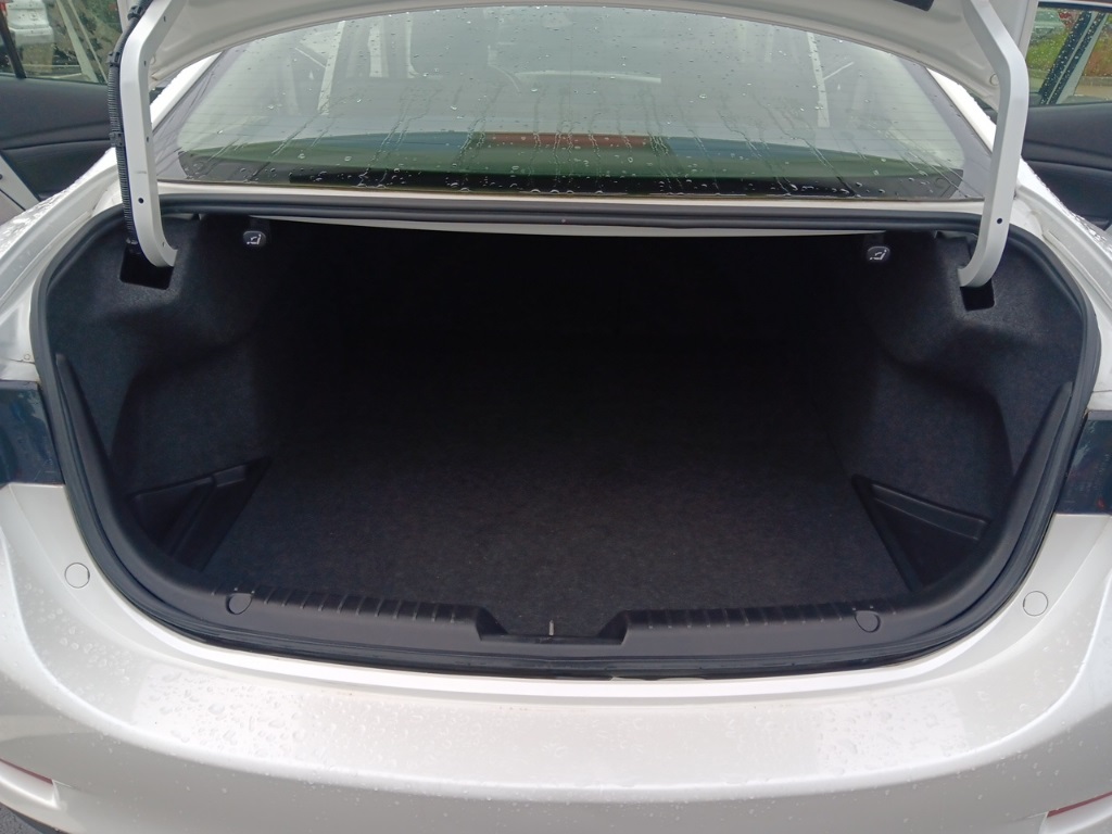 2014 Mazda Mazda6 Touring photo 5