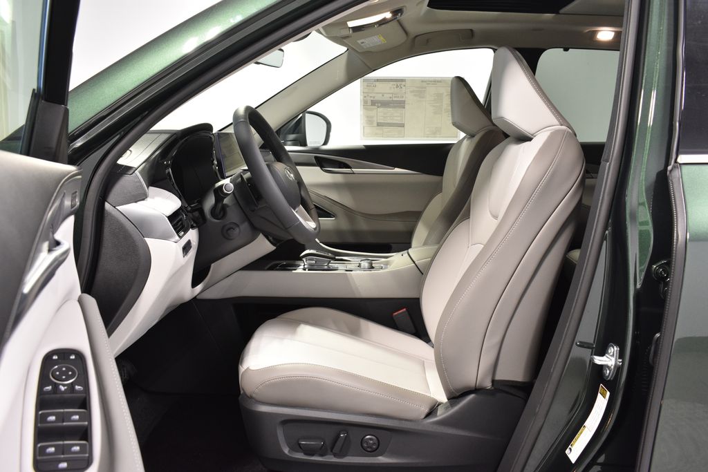 2026 Infiniti QX60 Luxe AWD photo 11