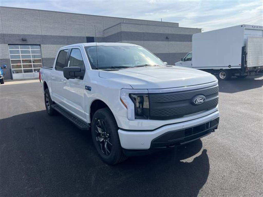 2025 Ford F-150 Lightning photo 2