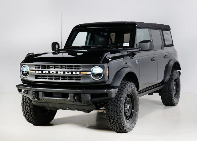 2021 Ford Bronco 4-Door Black Diamond's photo