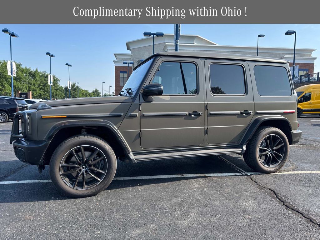 2025 Mercedes Benz G 550 photo 2