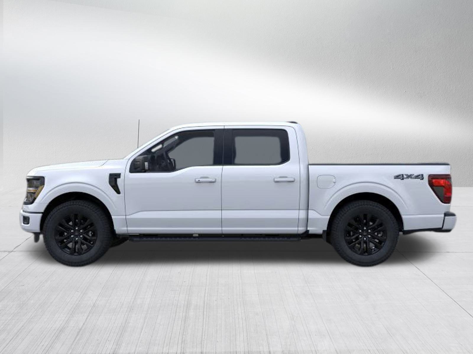 2025 Ford F-150 XLT photo 5