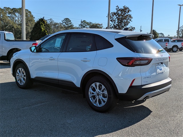 2026 Ford Escape Active photo 2
