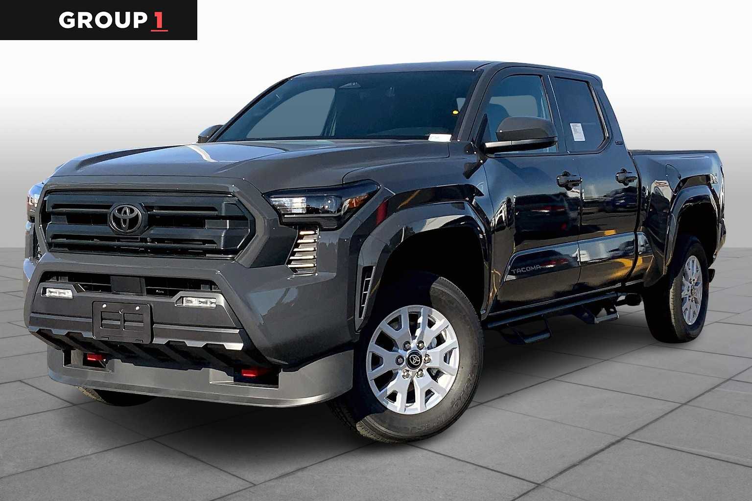 2025 Toyota Tacoma SR5's photo