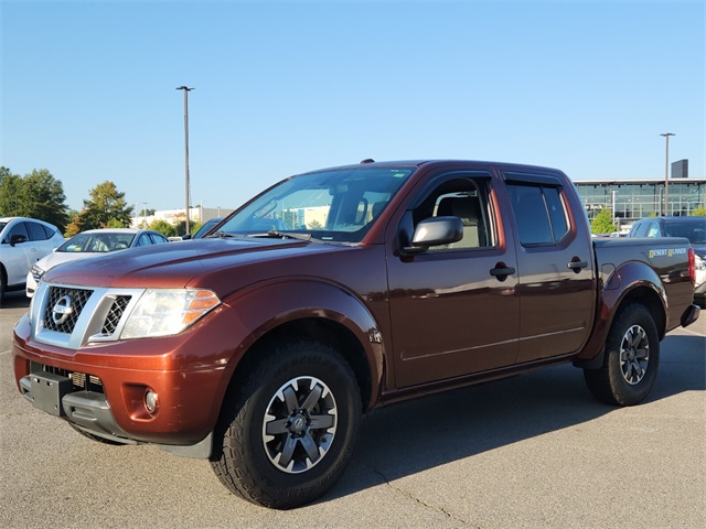 2017 Nissan Frontier Desert Runner photo 7