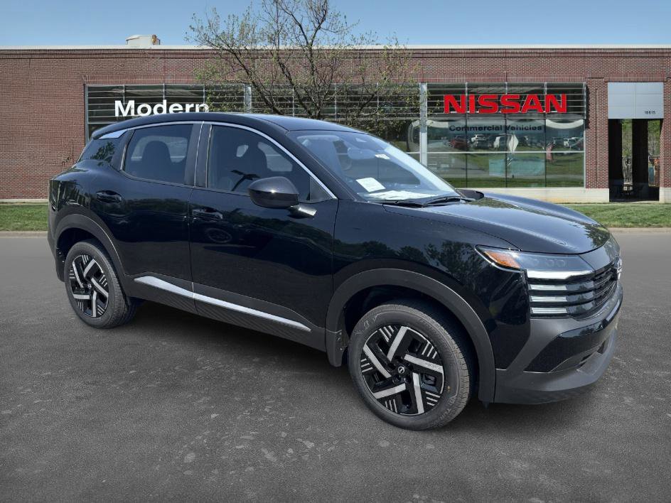 2025 Nissan Kicks SV photo 5