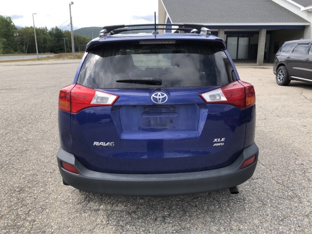 2015 Toyota RAV4 XLE photo 4
