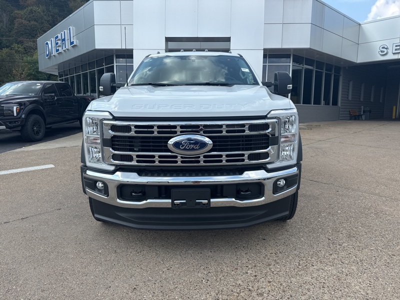 2026 Ford F-450 XL photo 2