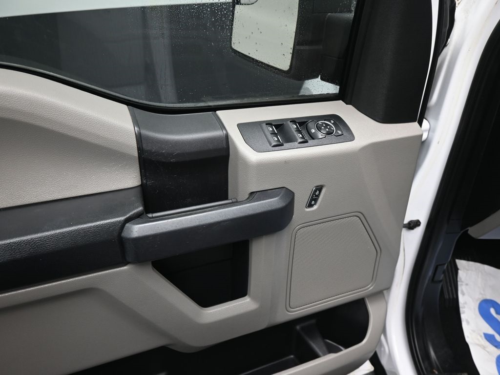 2020 Ford F-150 XL photo 2
