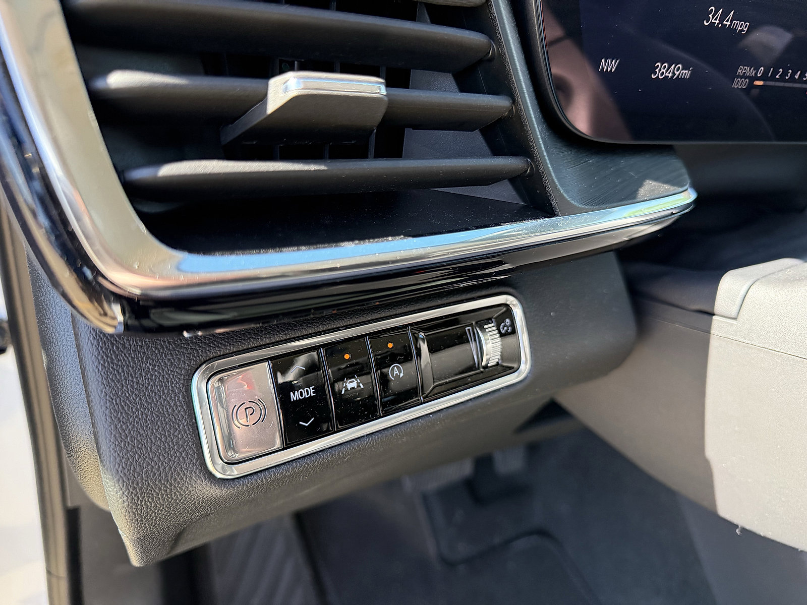 2024 Buick Envision Preferred photo 13