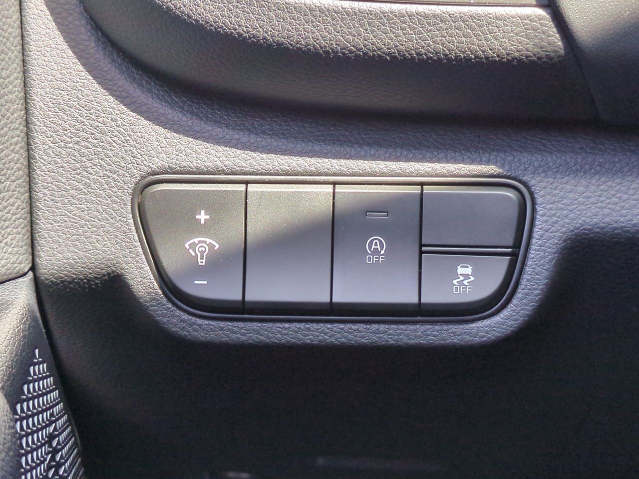2026 Kia Seltos EX photo 15