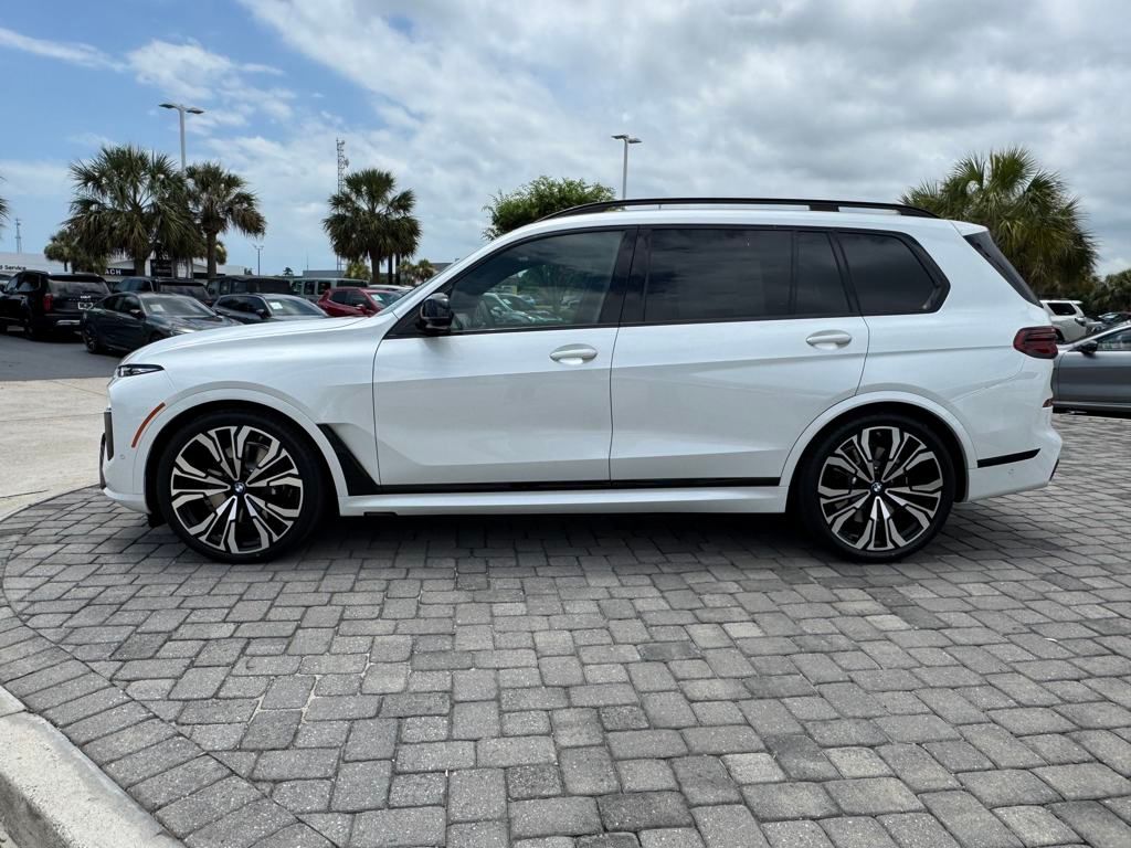 2026 Bmw X7 M60i photo 12