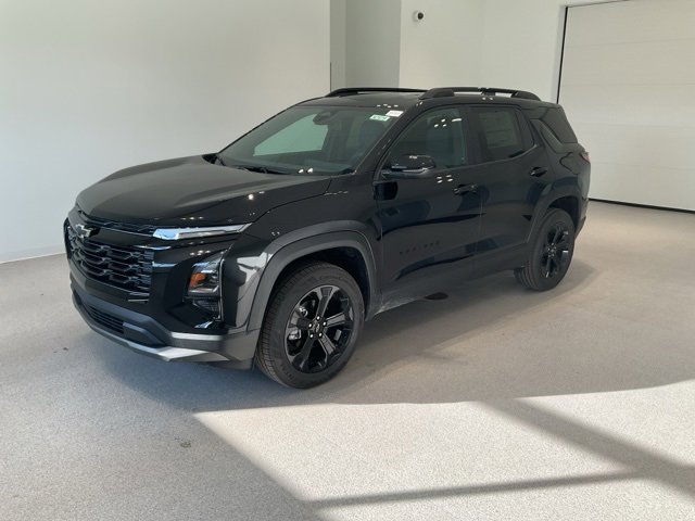 2026 Chevrolet Equinox LT photo 2