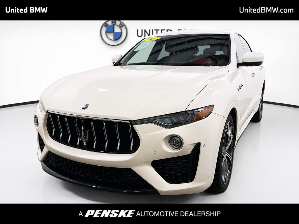 2021 Maserati Levante Base's photo