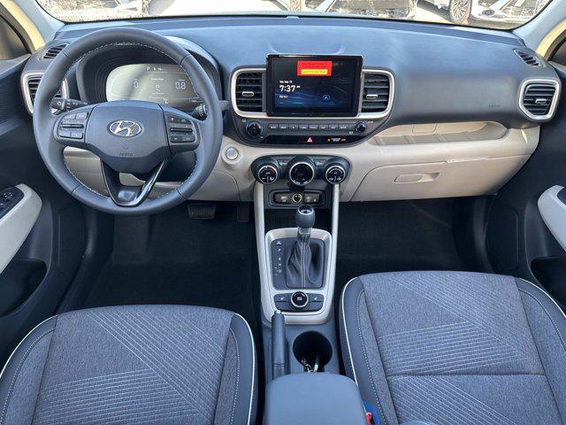 2025 Hyundai Venue SEL Limited photo 17