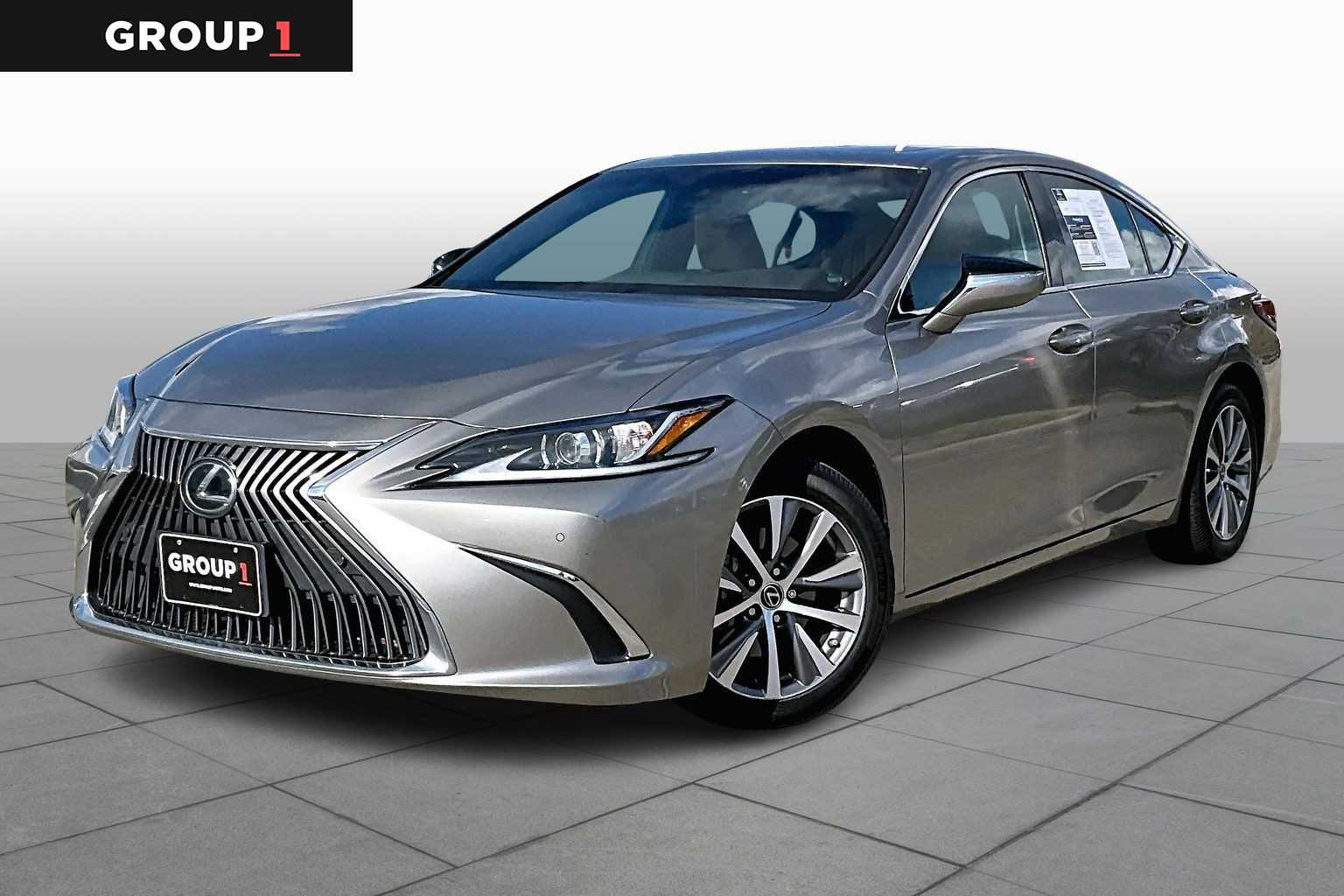2019 Lexus ES 350's photo