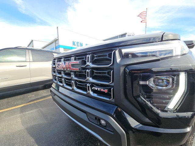 2026 Gmc Canyon AT4 photo 12