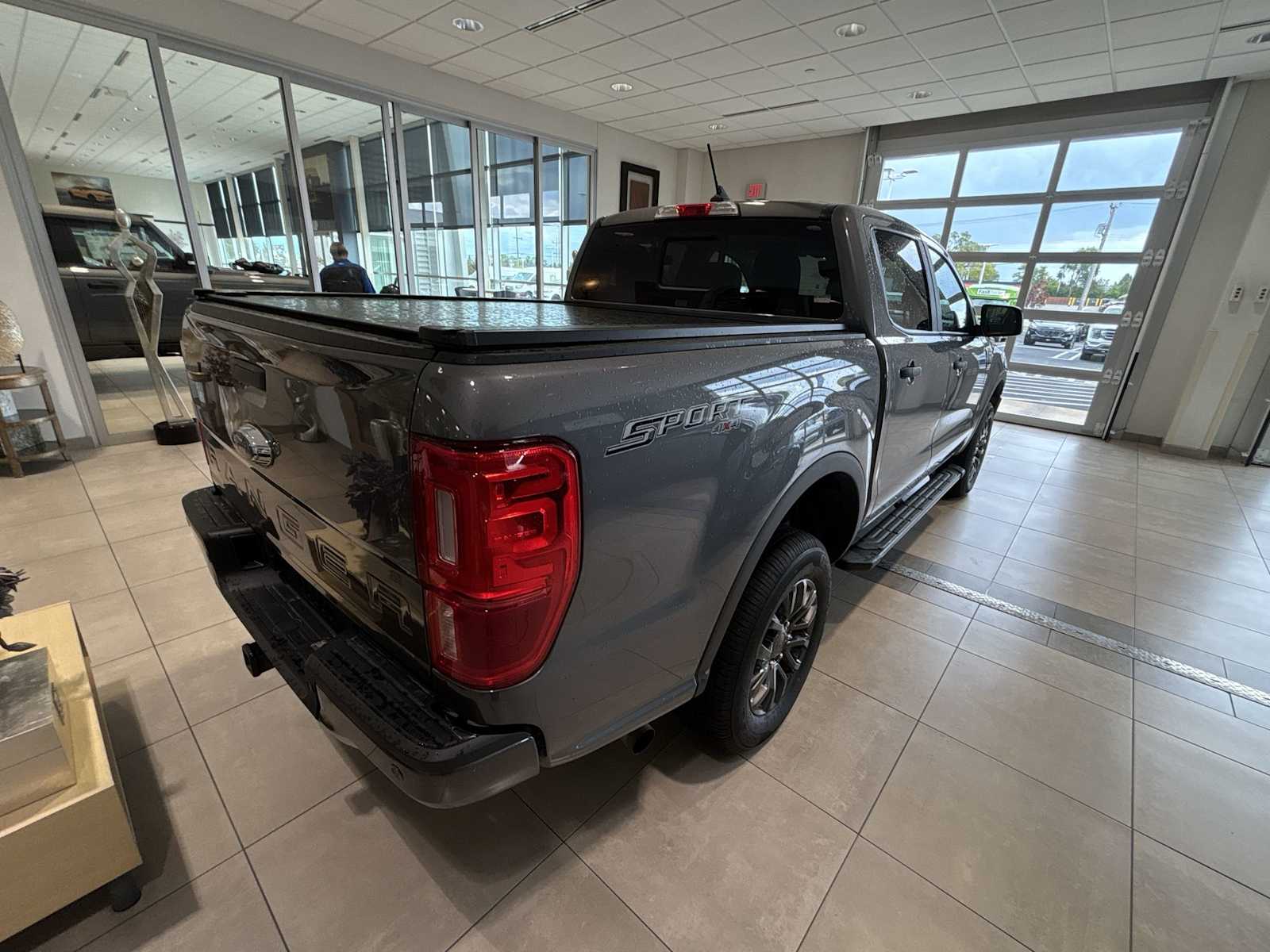 2023 Ford Ranger XLT photo 2