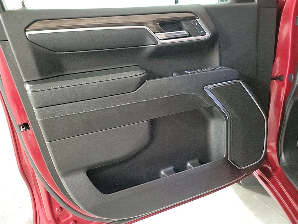 2024 CHEVROLET SILVERADO - Image 21