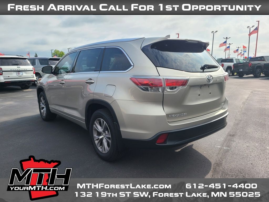 2015 Toyota Highlander Base Hybrid photo 6