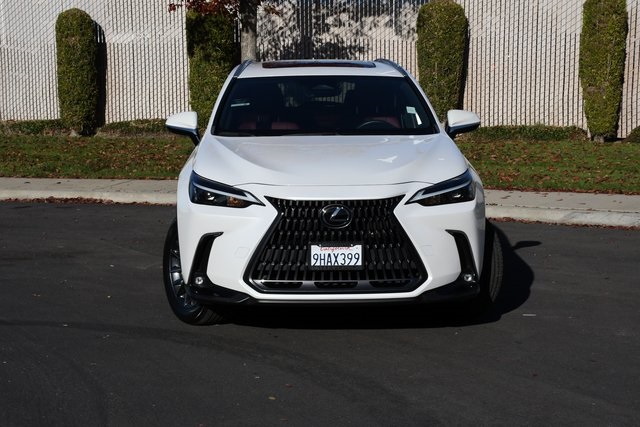 2022 Lexus NX 350 photo 2