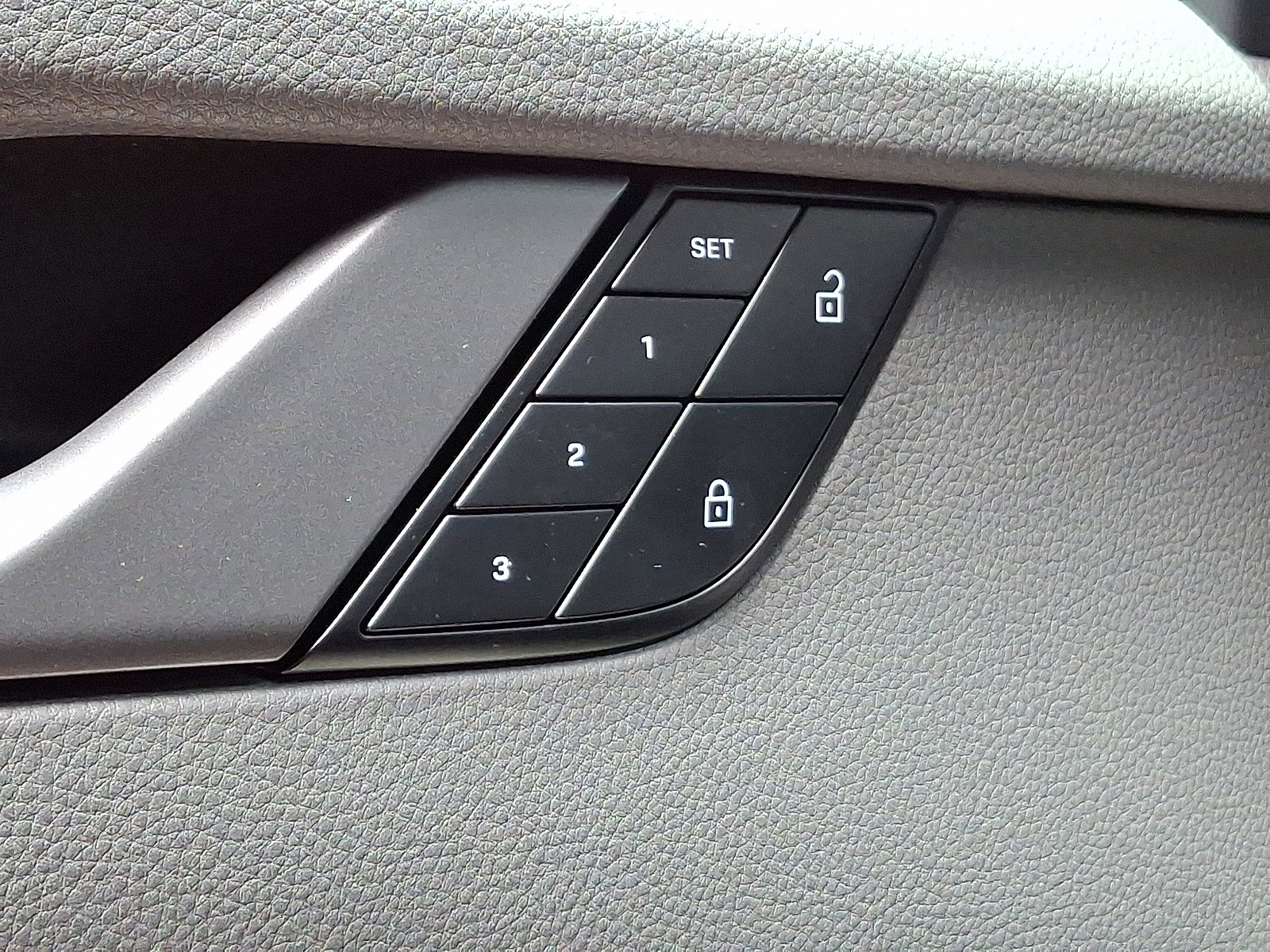 2023 Porsche 911 4S photo 3