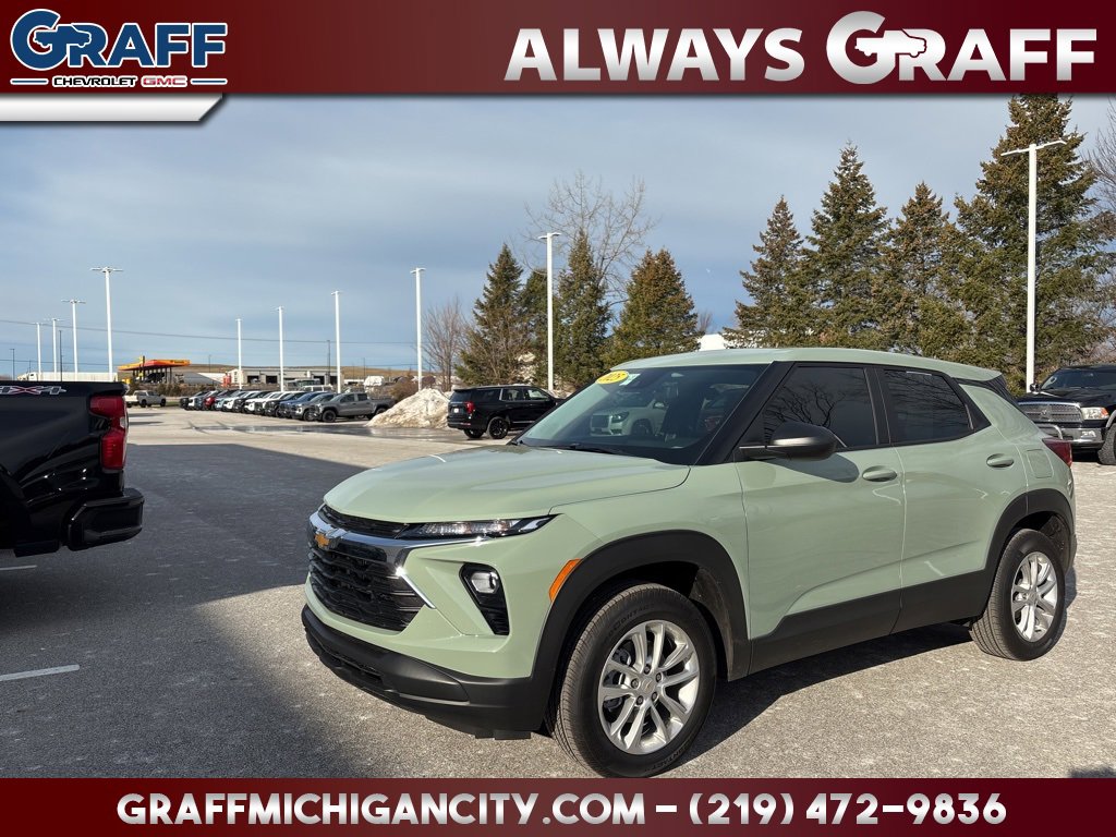 2025 Chevrolet Trailblazer LS's photo