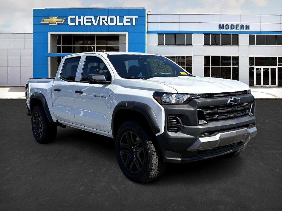 2025 Chevrolet Colorado Trail Boss photo 7