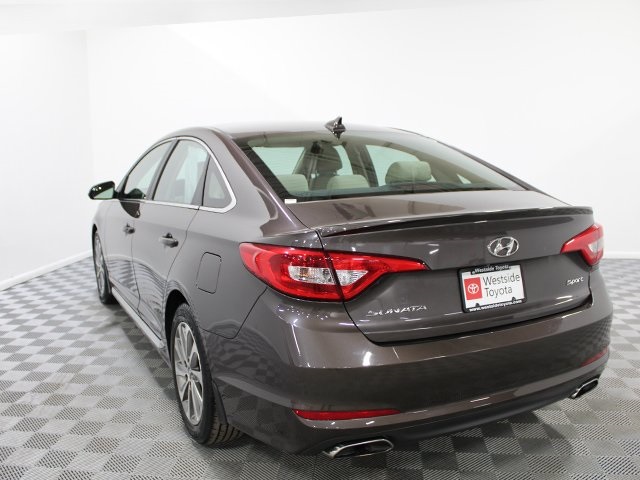 2016 Hyundai Sonata Premium Sport Limited 2.0T photo 3