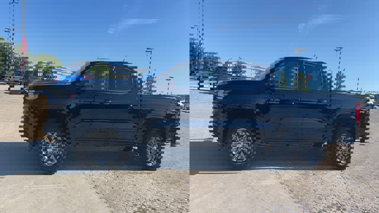 2026 Chevrolet Colorado LT photo 5