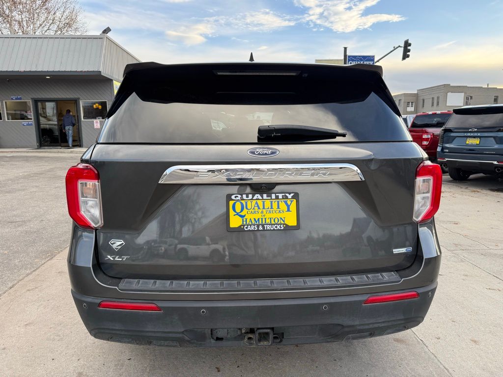 2020 Ford Explorer XLT photo 4