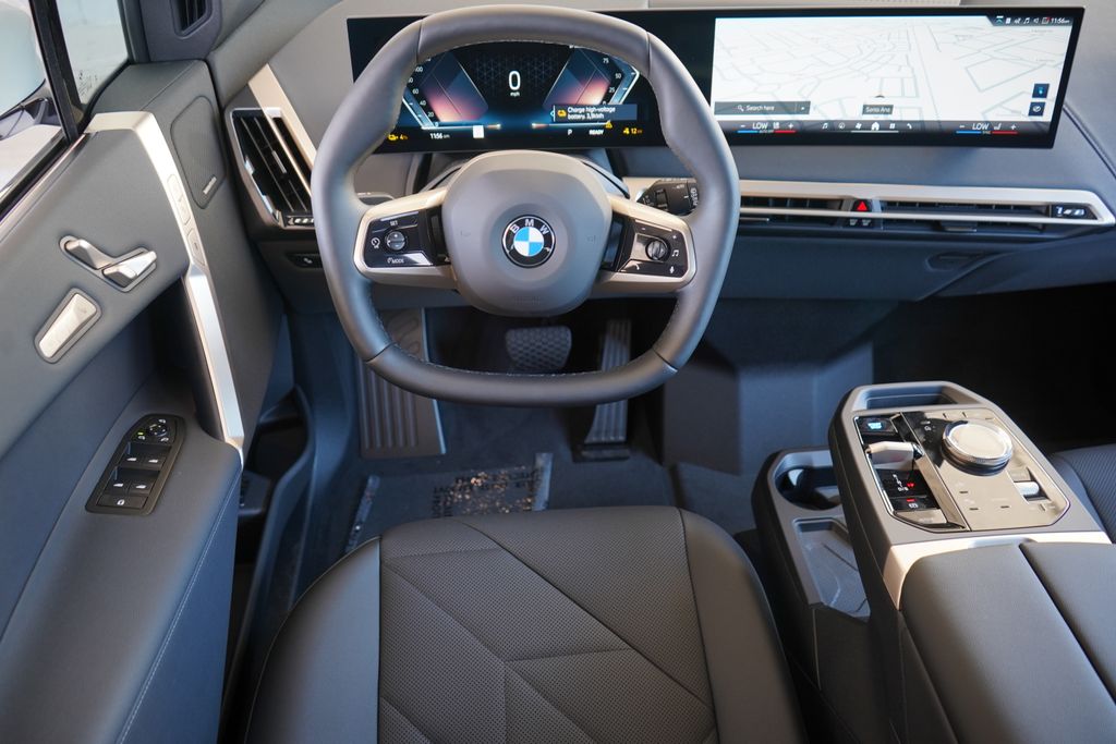 2026 Bmw iX photo 13