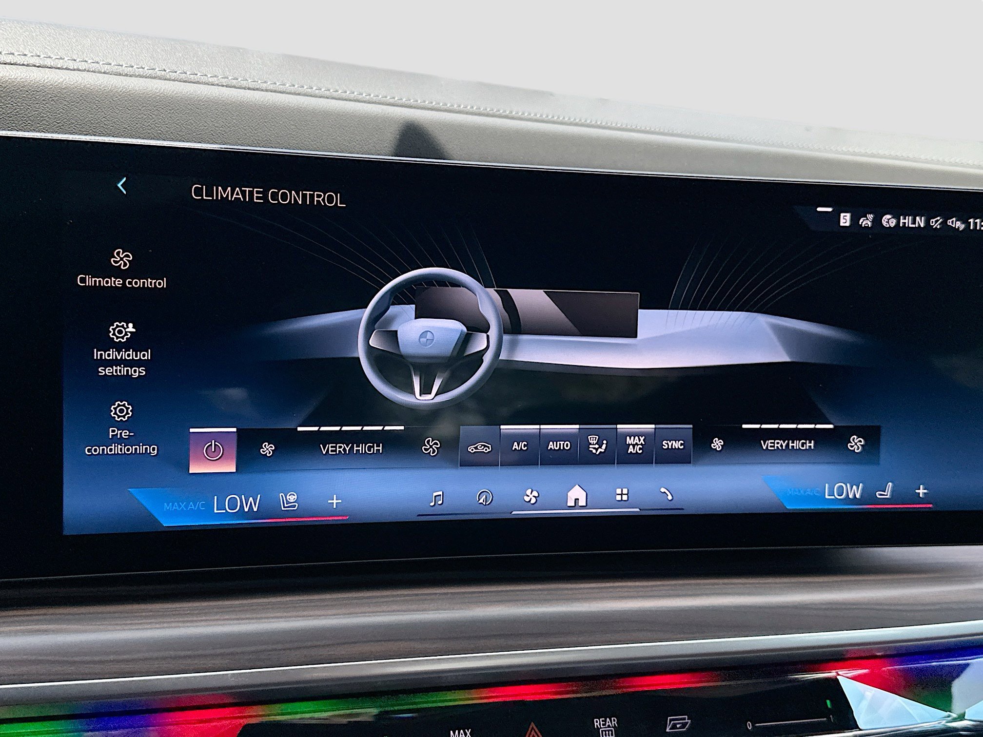 2025 Bmw 750e 750e xDrive photo 14