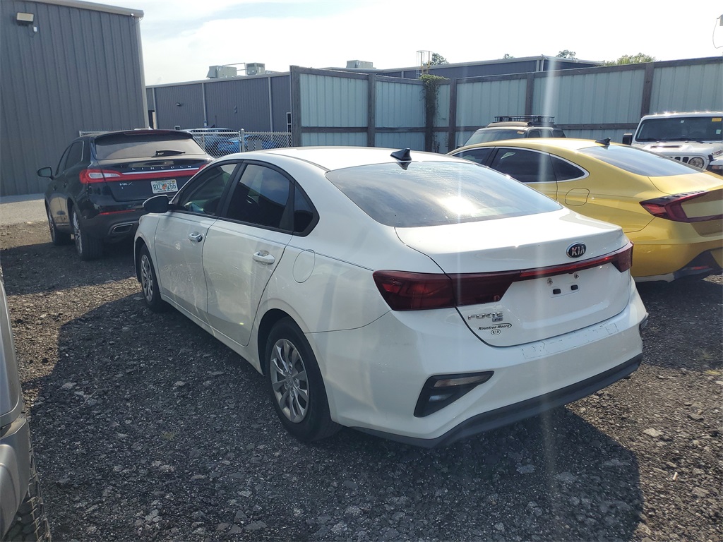 2019 Kia Forte FE photo 4