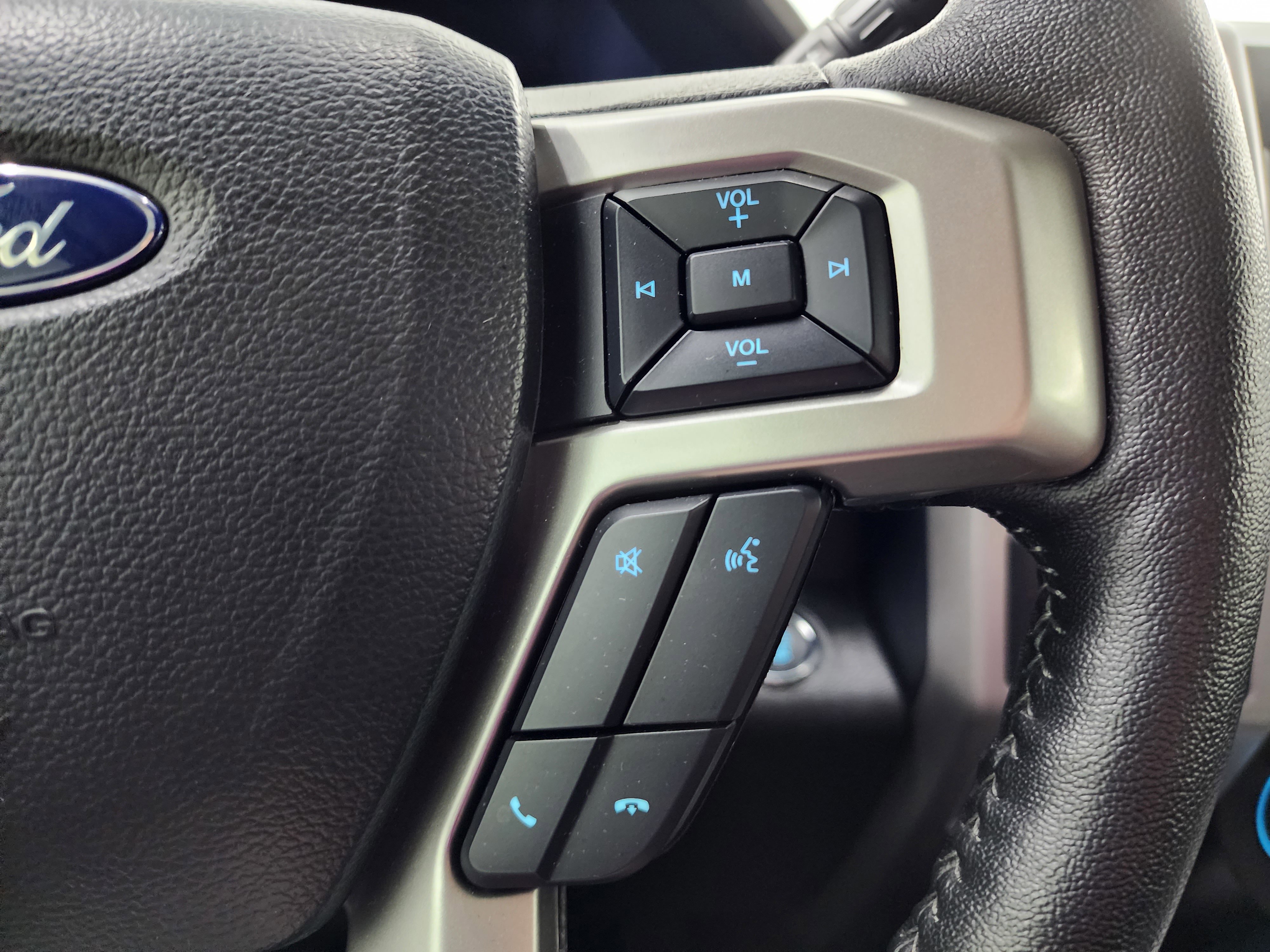 2020 Ford F-350 photo 4