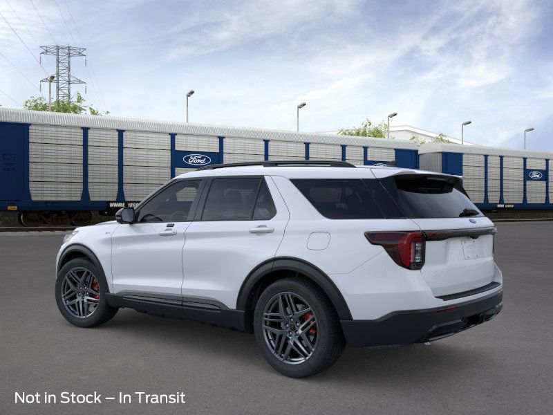 2026 Ford Explorer ST-Line photo 4