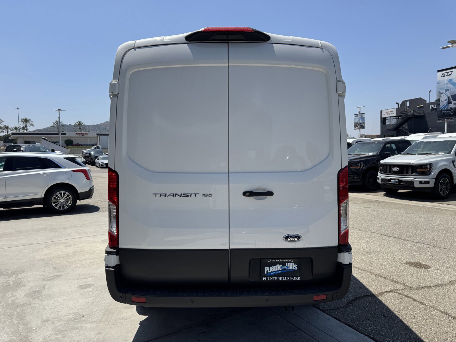 2025 Ford Transit photo 4