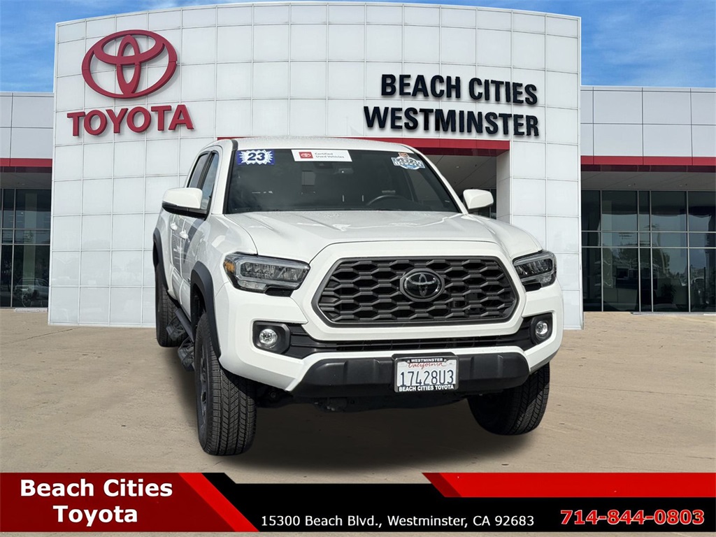 2023 Toyota Tacoma TRD Off-Road photo 2