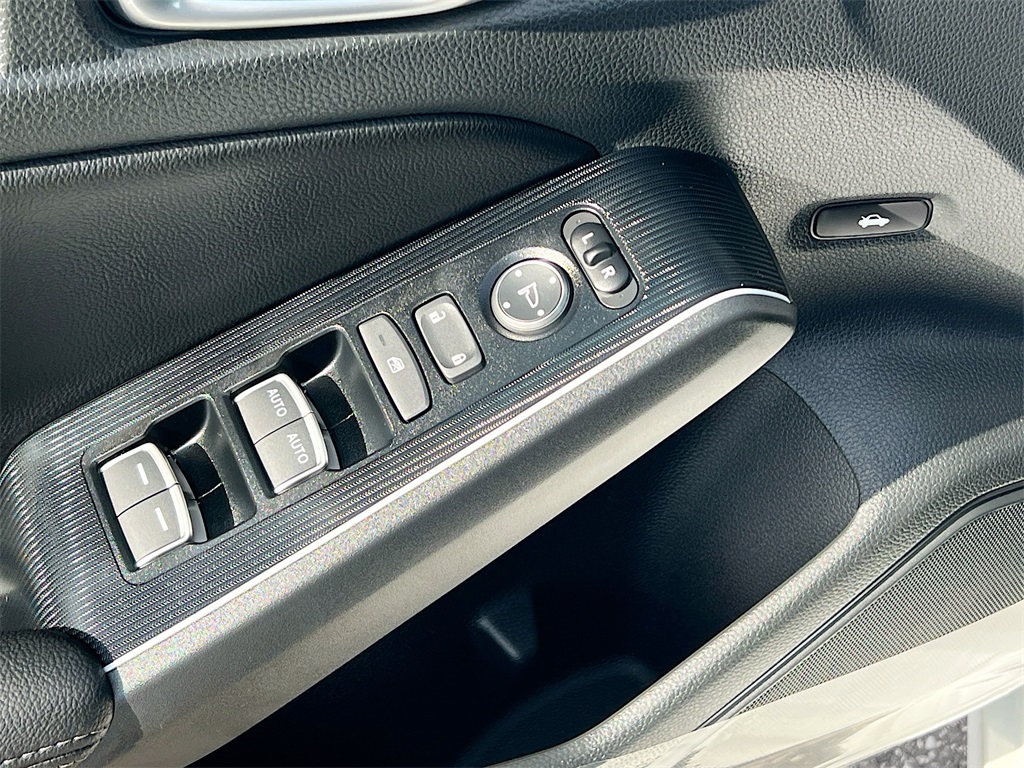 2026 Honda Civic Sport Touring Hybrid photo 23