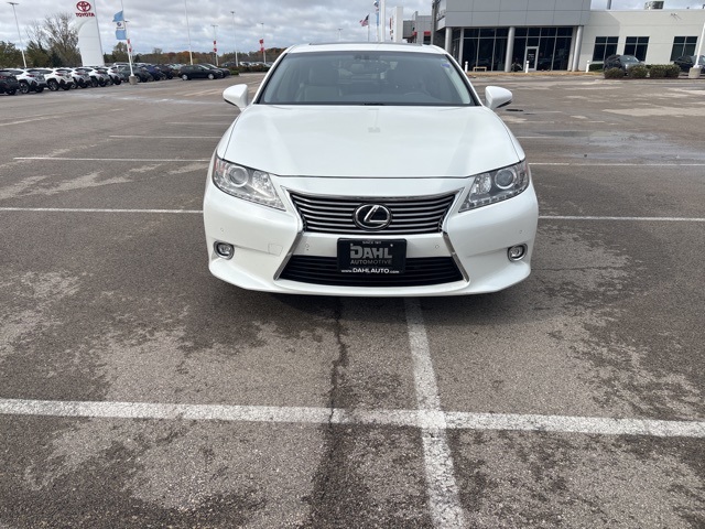 2015 Lexus ES 350 photo 2