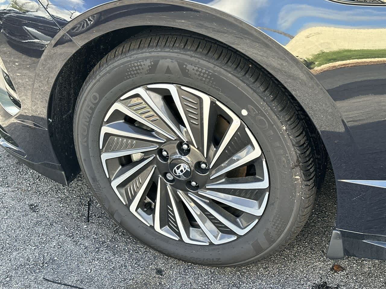2025 Hyundai Sonata Hybrid SEL photo 11