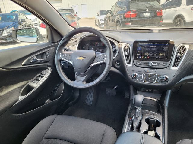 2024 Chevrolet Malibu 1LT photo 10
