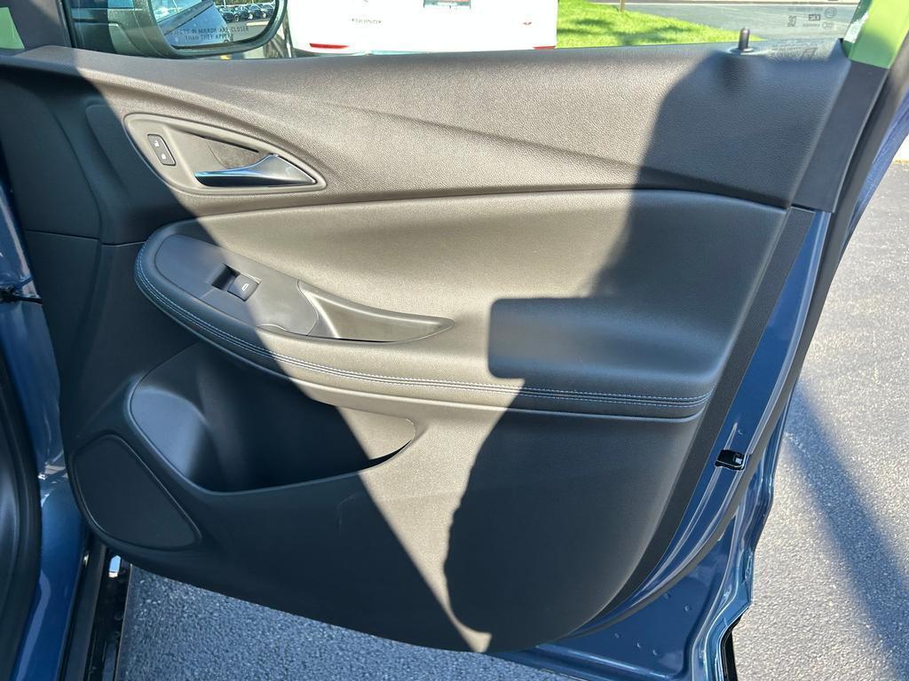 2026 Buick Encore GX Sport Touring photo 15